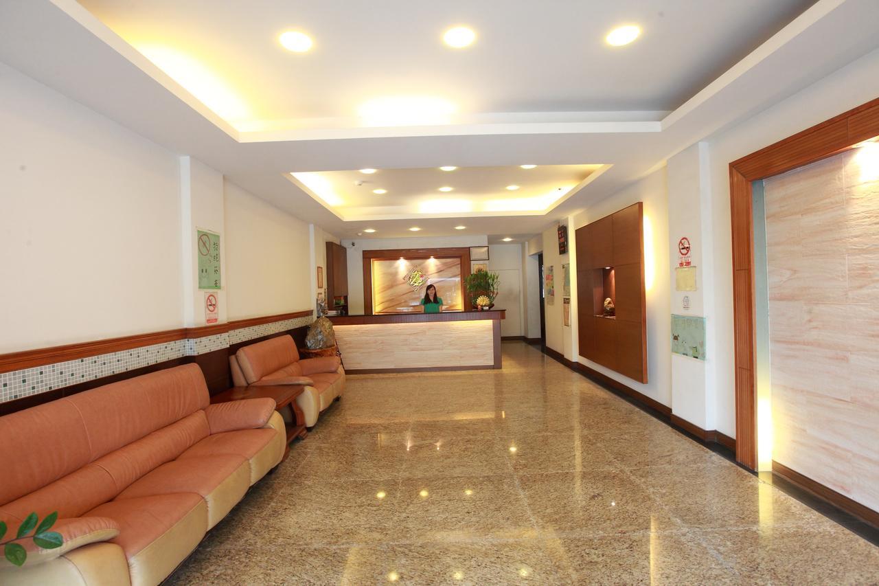 Yong Qi Hotel Città di Hualien Esterno foto